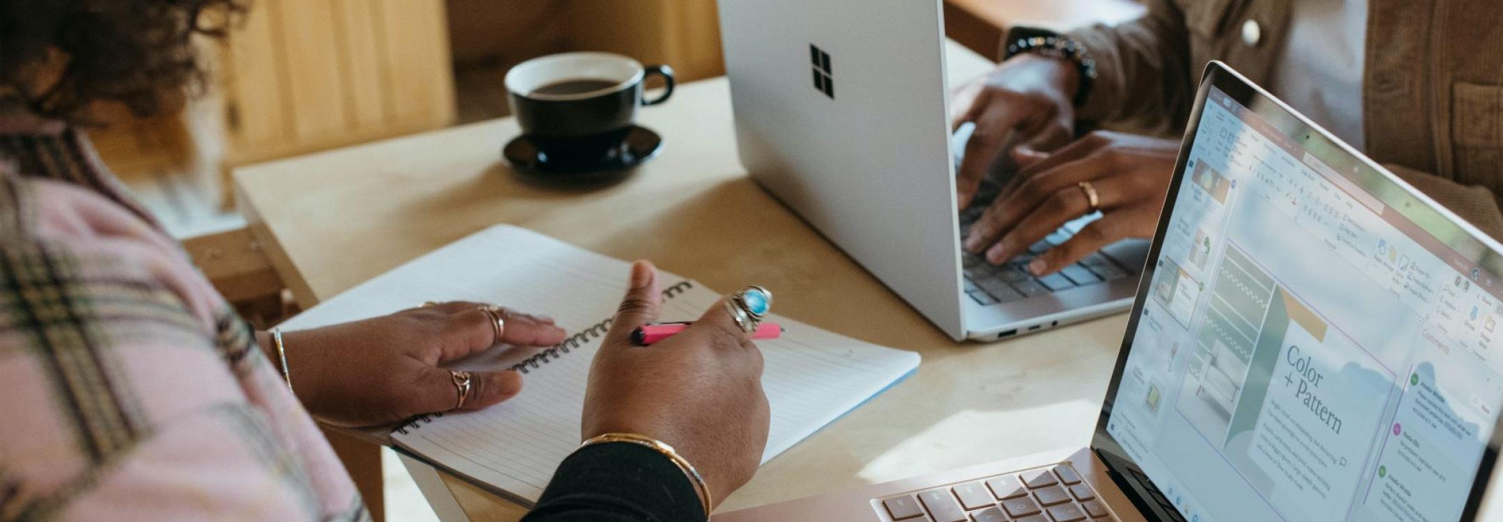 surface-V_JGp9lnojw-unsplash-min.jpg surface-V_JGp9lnojw-unsplash-min.jpg